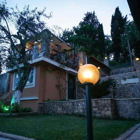 La Piccola Montagna Apartment Kynopiastai Exterior photo