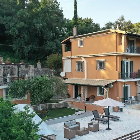 La Piccola Montagna Apartment Kynopiastai Exterior photo